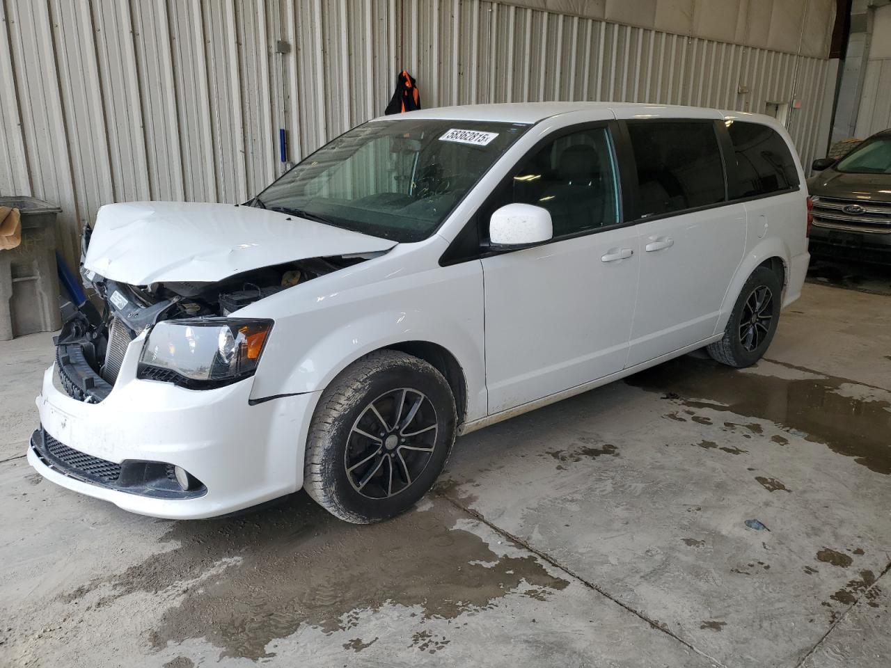 2018 DODGE CARAVAN SE — Front 3/4