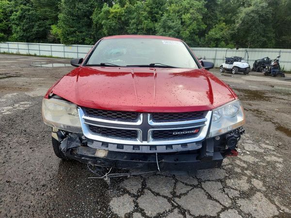 2013 DODGE AVENGER SE