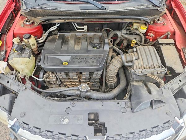 2013 DODGE AVENGER SE