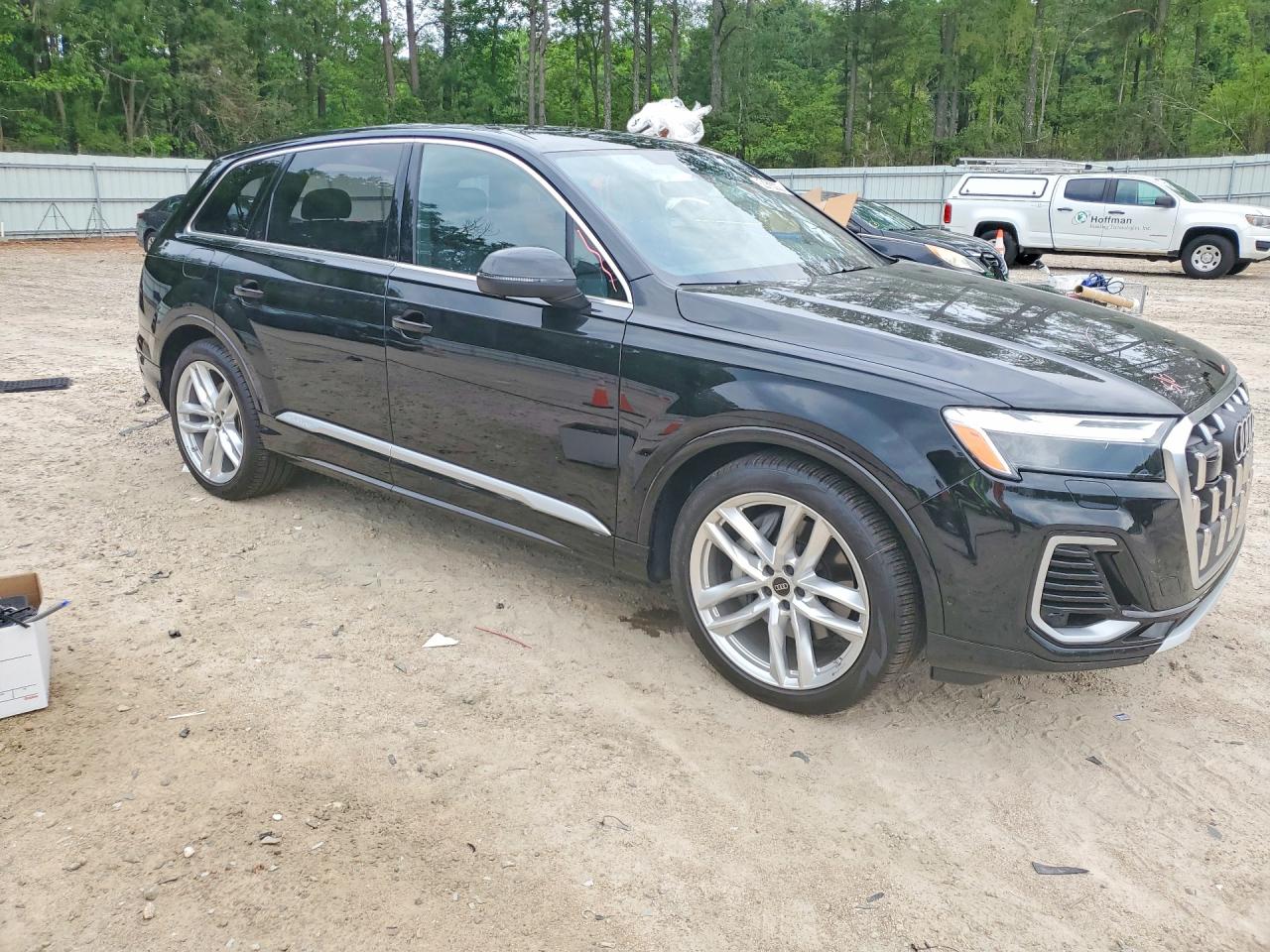 2025 AUDI Q7 quattro Premium Plus