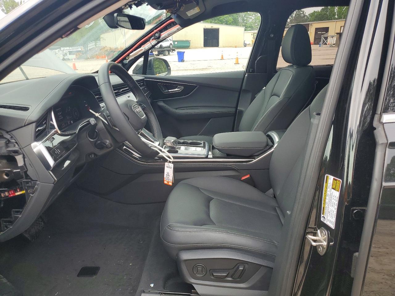 2025 AUDI Q7 quattro Premium Plus