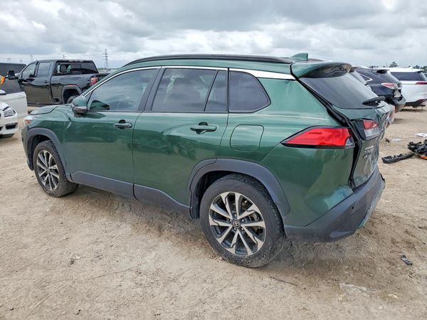 2022 TOYOTA COROLLA CROSS XLE