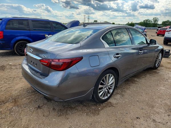 2018 INFINITI Q50