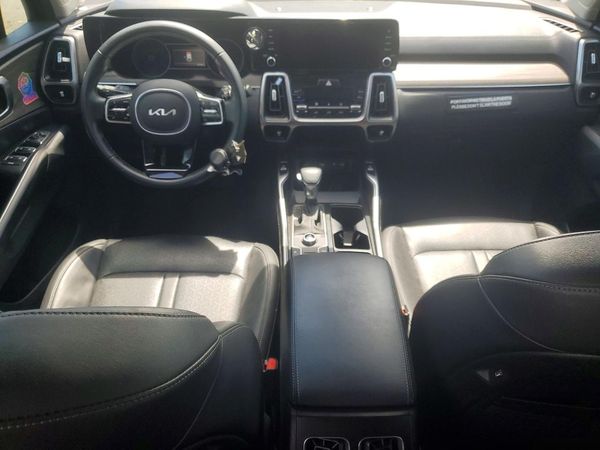 2022 KIA SORENTO
