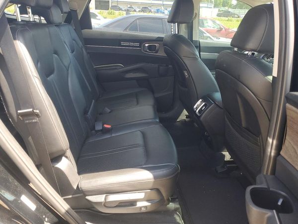 2022 KIA SORENTO