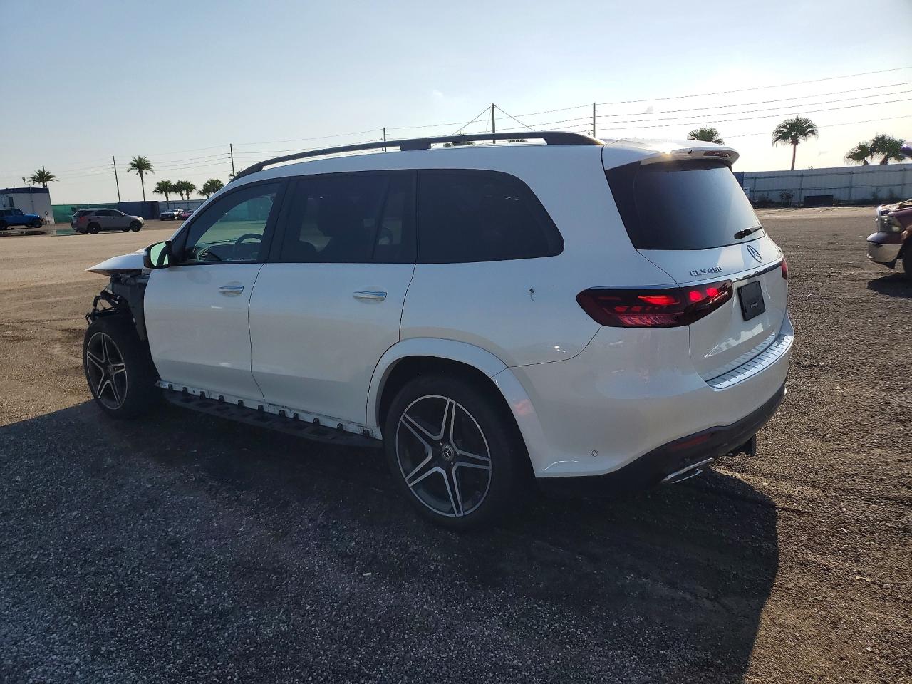 2024 MERCEDES-BENZ GLS