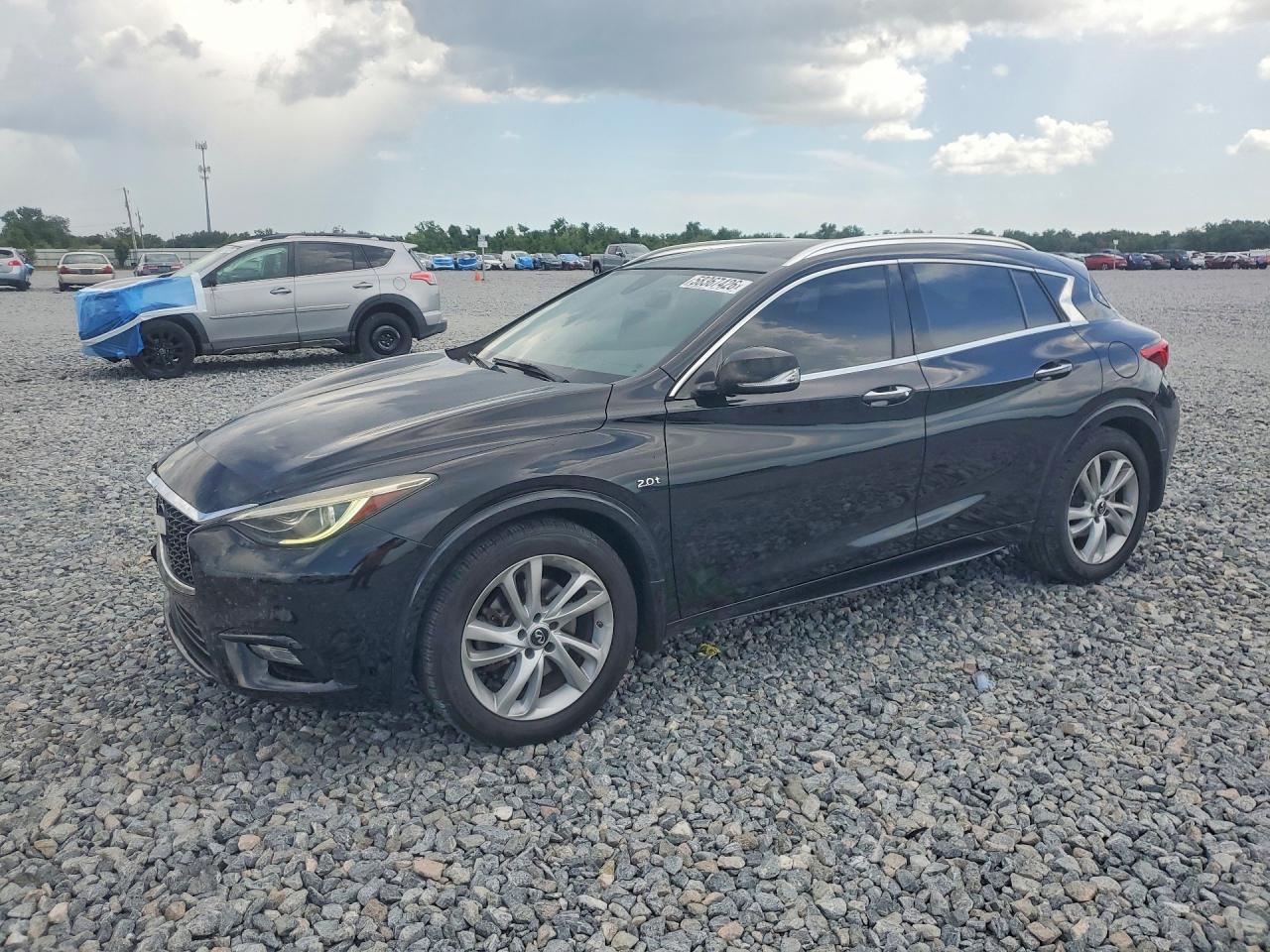 2018 INFINITI QX30