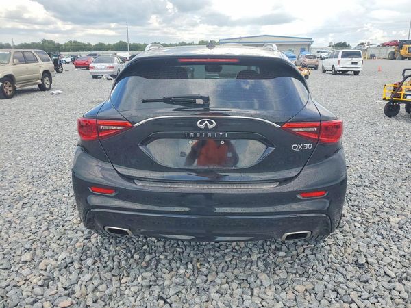 2018 INFINITI QX30
