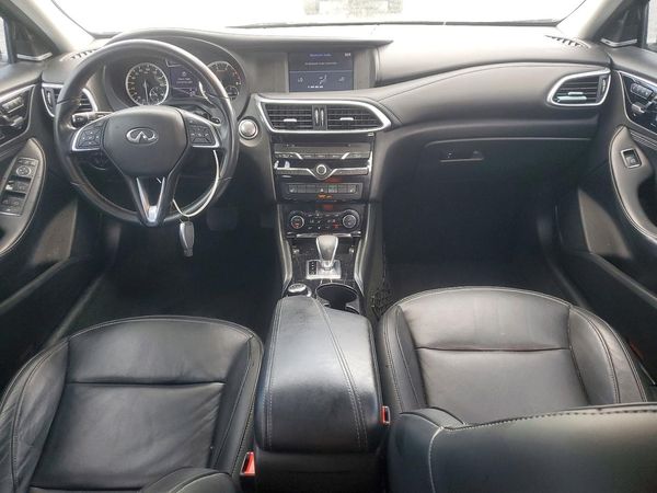 2018 INFINITI QX30