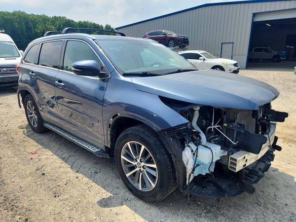 2019 TOYOTA HIGHLANDER SE/XLE