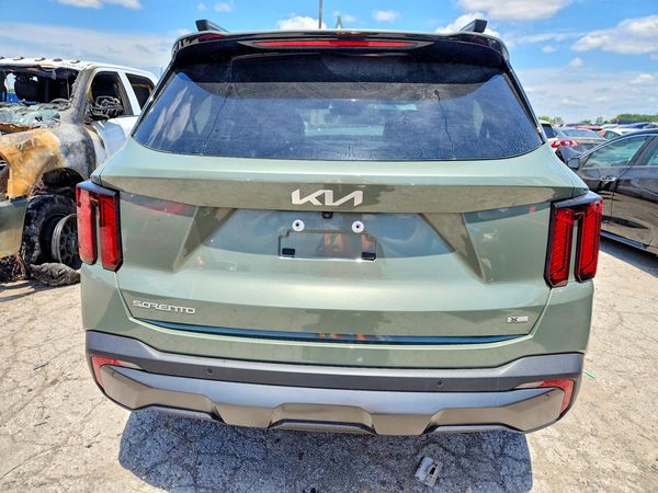 2024 KIA SORENTO