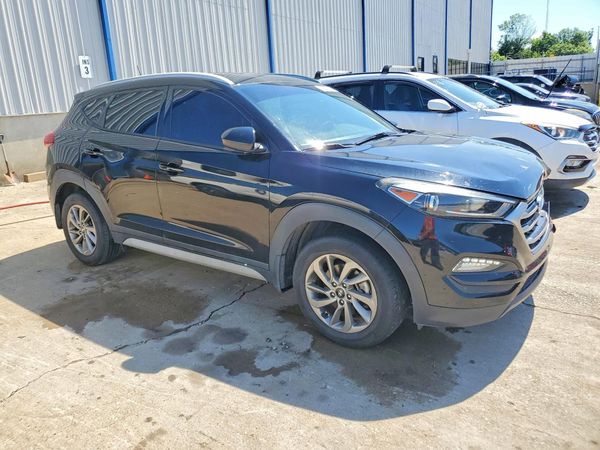 2017 HYUNDAI TUCSON