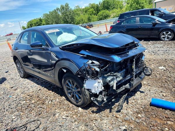 2025 MAZDA CX-30 Select Sport Package