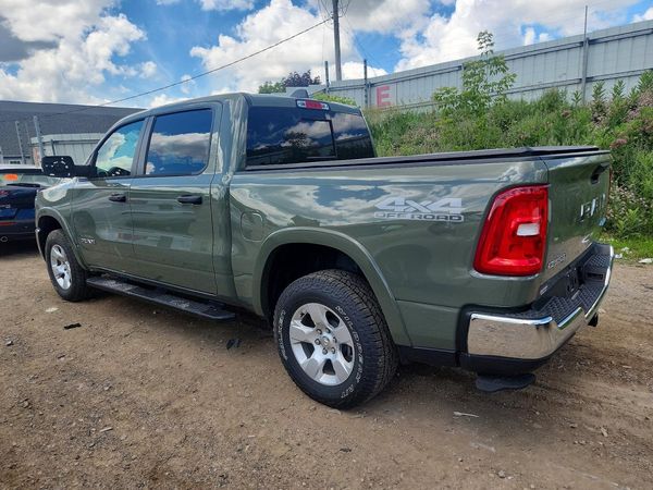 2025 RAM 1500 Big Horn/Lonestar