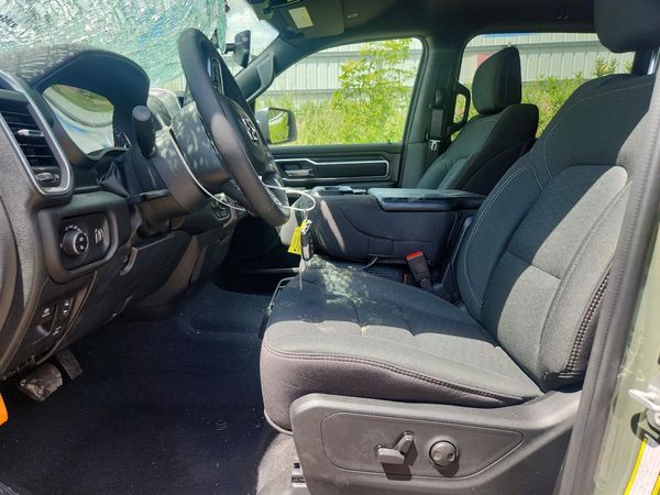 2025 RAM 1500 Big Horn/Lonestar