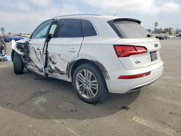 2019 AUDI Q5 quattro Premium Plus