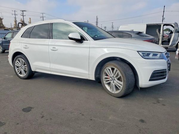 2019 AUDI Q5 quattro Premium Plus