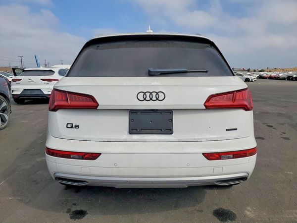2019 AUDI Q5 quattro Premium Plus