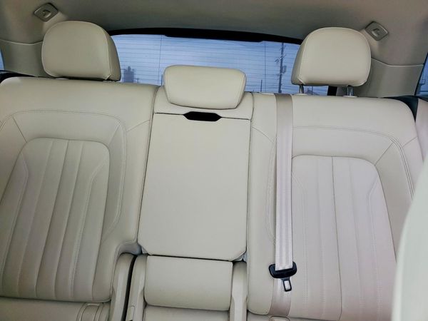 2019 AUDI Q5 quattro Premium Plus