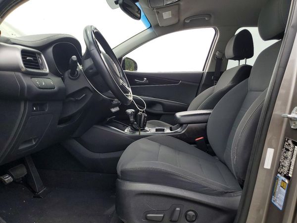2019 KIA SORENTO L, LX, S