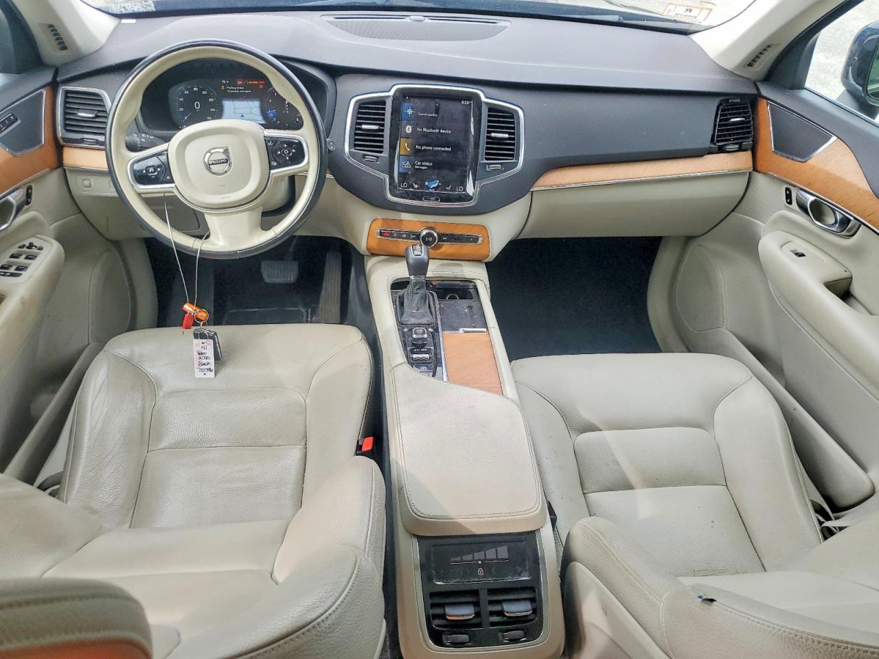 2021 VOLVO XC90