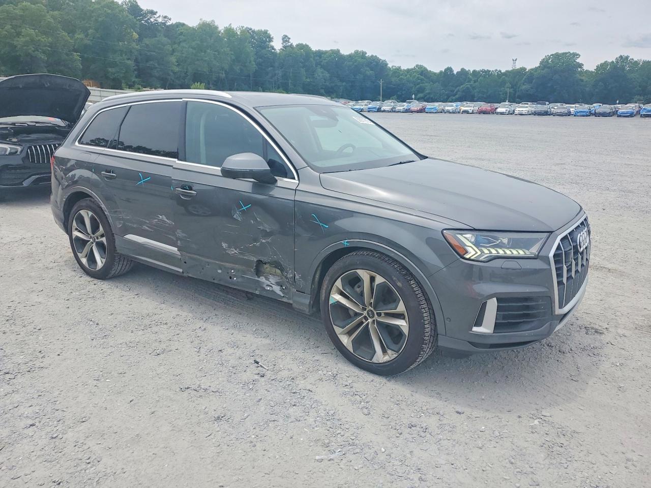 2021 AUDI Q7 quattro Prestige