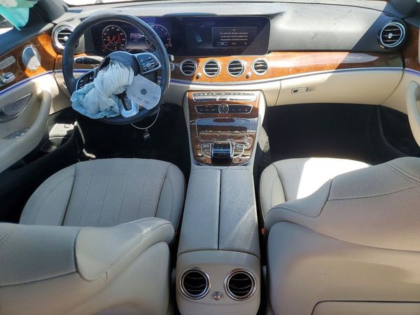 2019 MERCEDES-BENZ E E300-4M