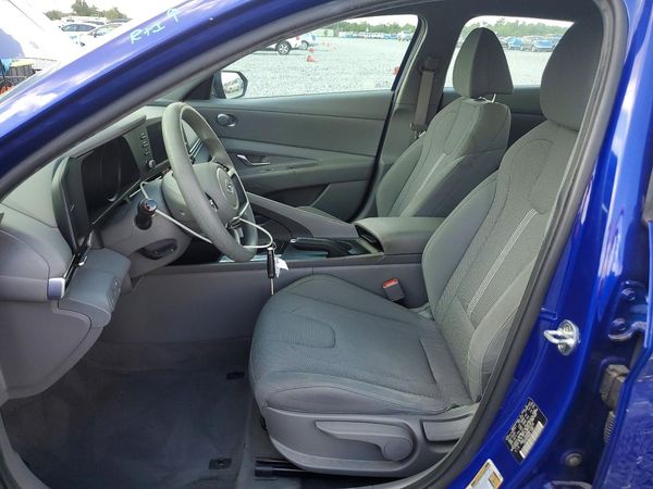 2021 HYUNDAI ELANTRA SE