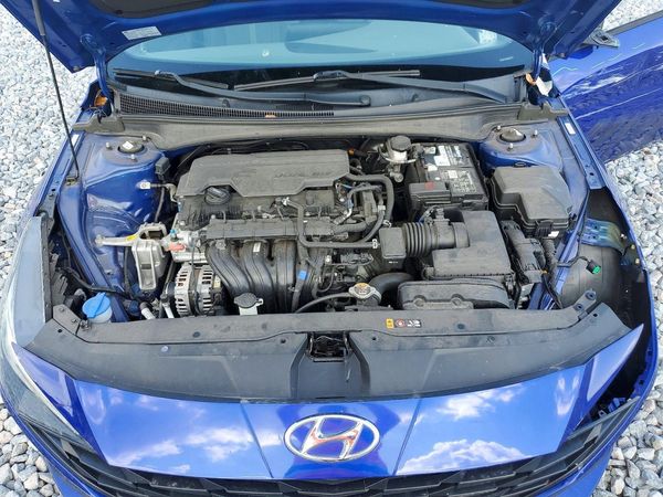 2021 HYUNDAI ELANTRA SE