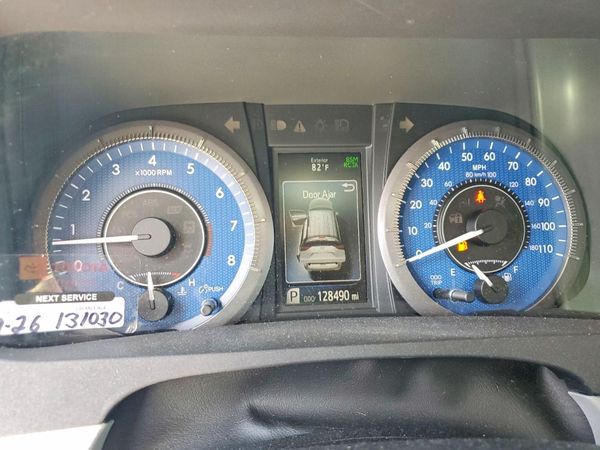 2018 TOYOTA SIENNA