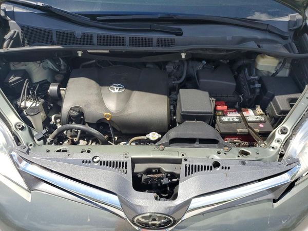 2018 TOYOTA SIENNA