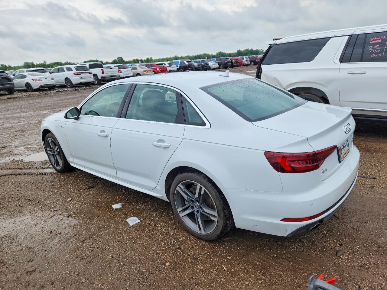 2018 AUDI A4