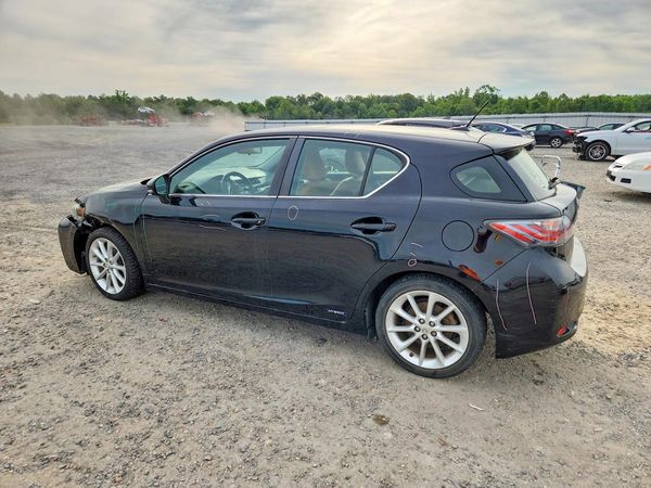 2013 LEXUS CT 200h