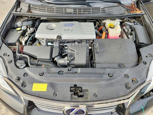 2013 LEXUS CT 200h