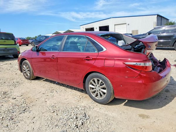 2015 TOYOTA CAMRY