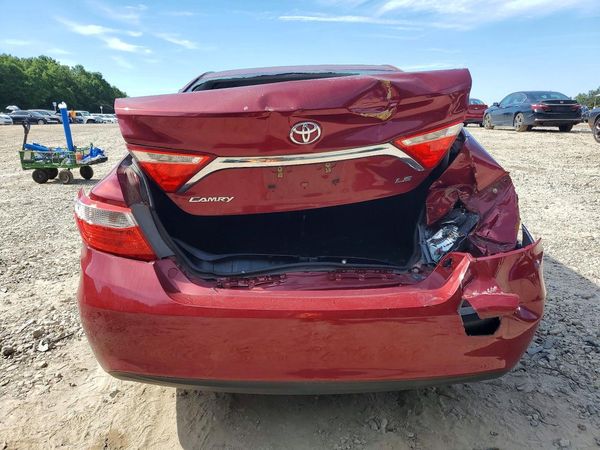 2015 TOYOTA CAMRY