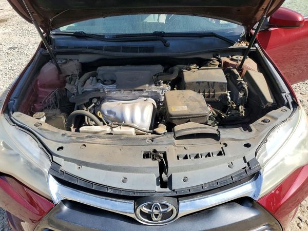2015 TOYOTA CAMRY