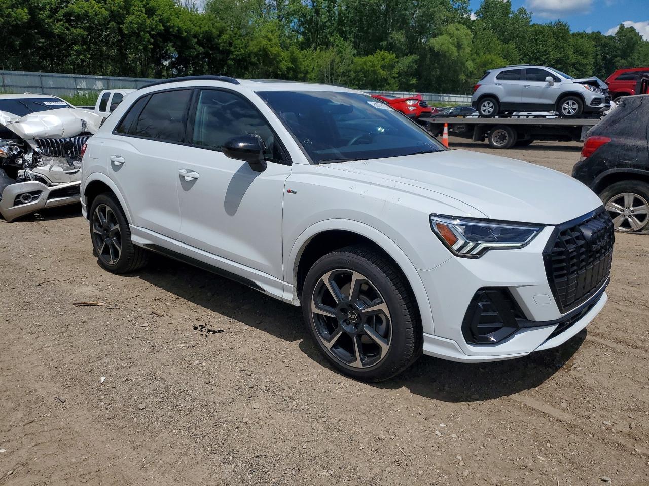 2025 AUDI Q3