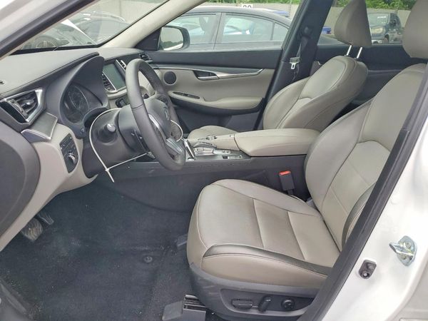 2025 INFINITI QX50 Luxe
