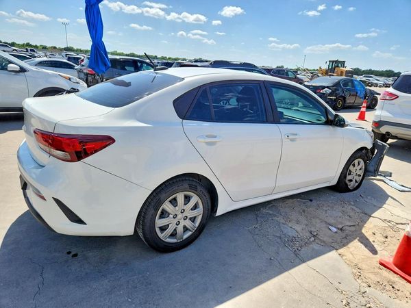 2022 KIA RIO LX, S
