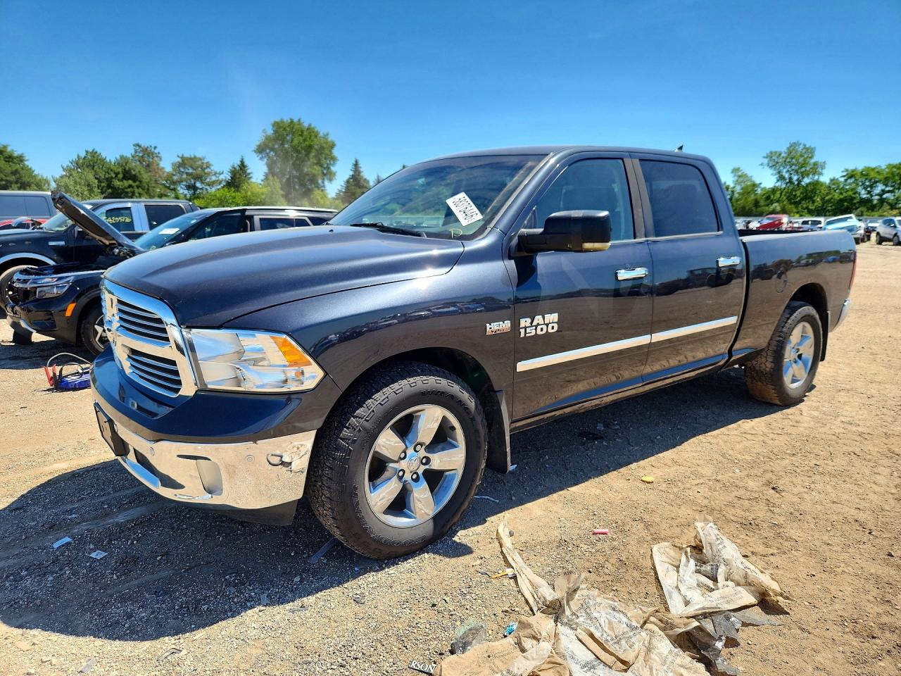 2014 RAM 1500 SLT CREW CAB 4X4