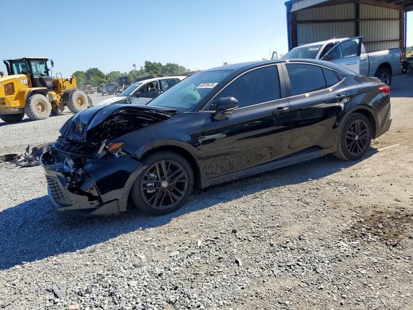 2026 TOYOTA CAMRY