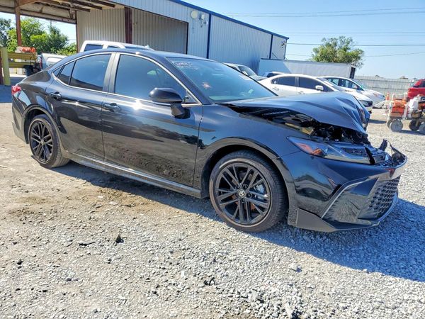 2026 TOYOTA CAMRY