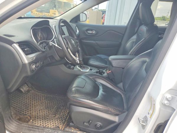 2015 JEEP CHEROKEE TRAILHAWK 4X4