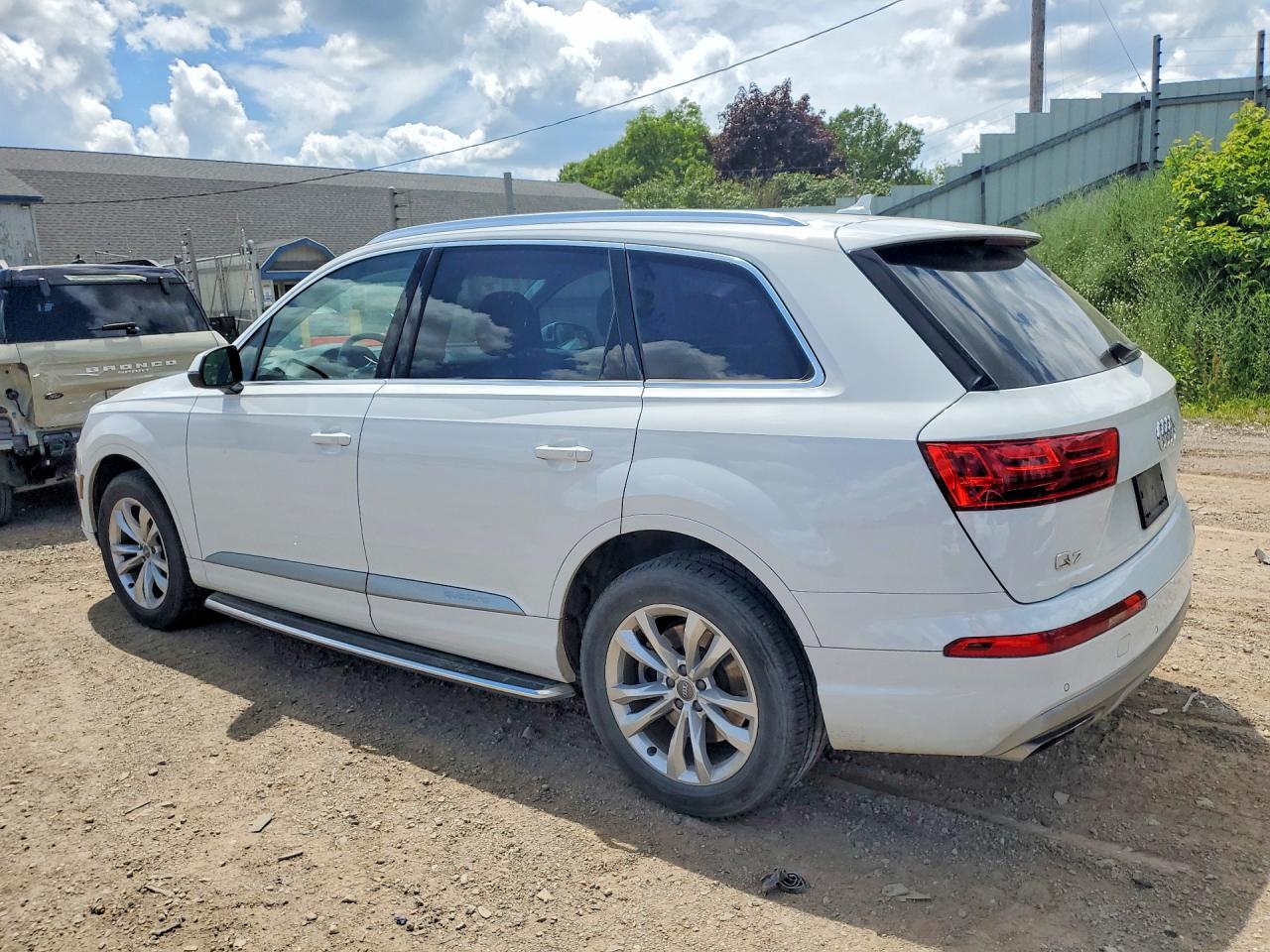 2018 AUDI Q7 quattro Premium Plus