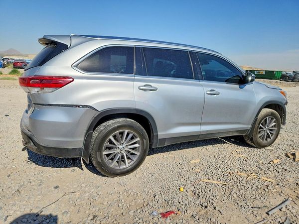 2019 TOYOTA HIGHLANDER SE/XLE