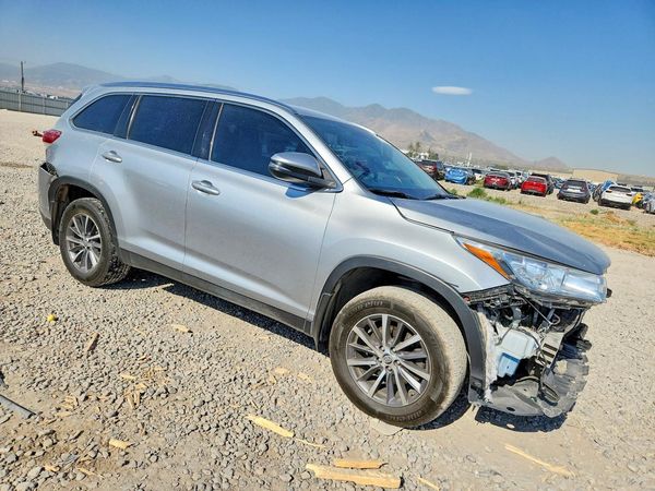 2019 TOYOTA HIGHLANDER SE/XLE