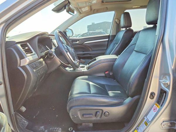 2019 TOYOTA HIGHLANDER SE/XLE