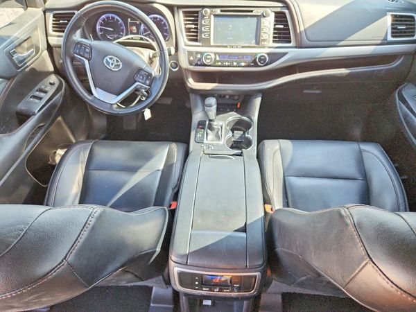 2019 TOYOTA HIGHLANDER SE/XLE
