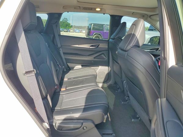 2024 INFINITI QX60 Luxe
